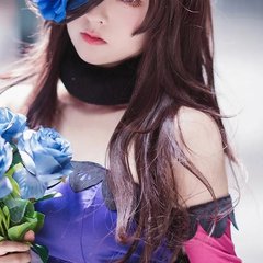 荣小兔头